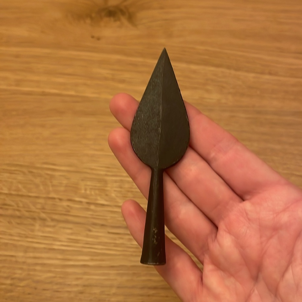 Steel arrowhead - Picture 2 of 5